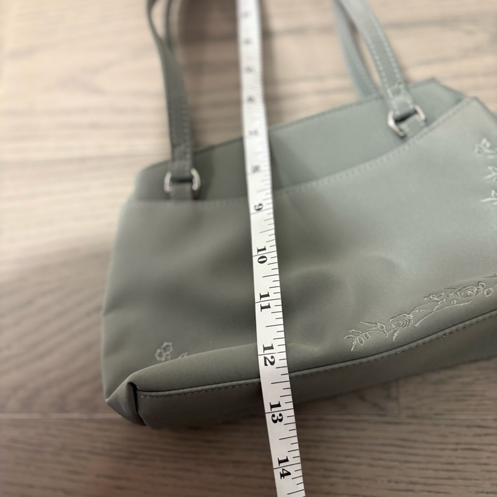 Liz Claiborne Villager Y2K Grey Embroidered Handbag‎ Women's Mini Shoulder Bag - Picture 13 of 16